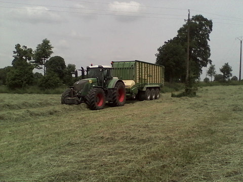 Fendt 933 et Krone ZX de l'ETA