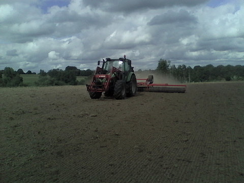 Rouleau sur les prairies