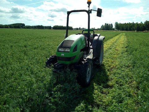 Agrokid 210 au broyage des passages d'enrouleur