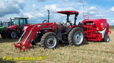 Case IH JXU 75.jpg