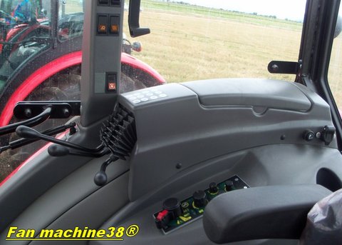 Zetor Forterra 105 (4).jpg