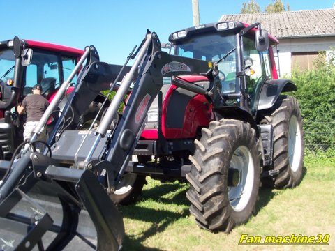 Valtra N141.jpg