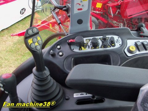 Lindner Geotrac 94 (4).jpg
