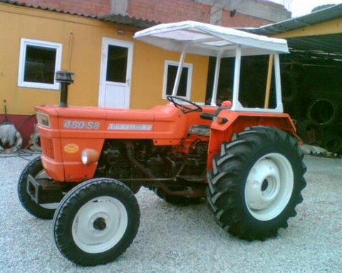 Fiat-480-S8-Traktor.jpg
