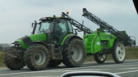 Agrotron et Tecnoma