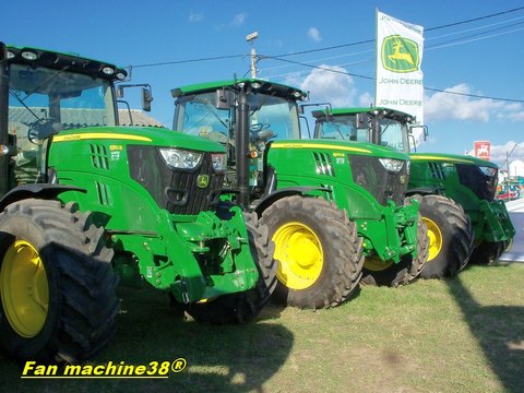 John Deere 6150R & 6170R & 6190R.jpg