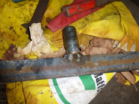 Fer plat soudé sur l'axe pour savoir le sortir dehors