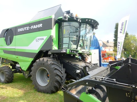 C7206 TS.JPG