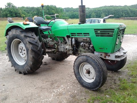Mon tracteur D5506 :D